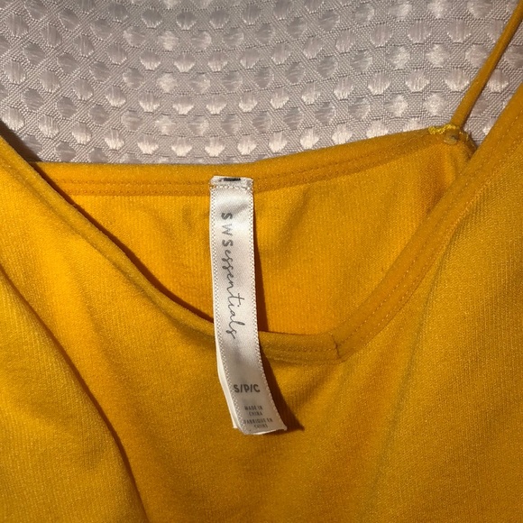 Yellow Bodysuit - Picture 4 of 4